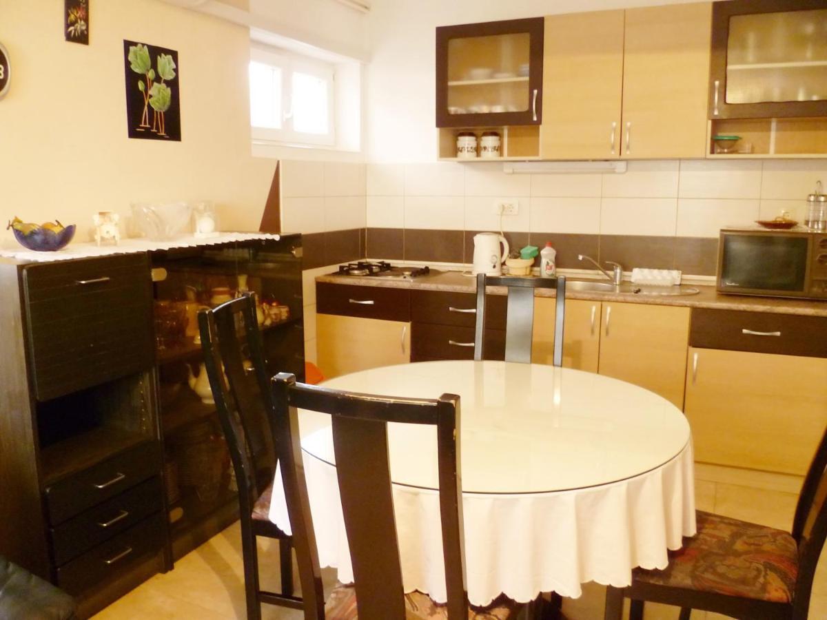Apartments Sanda Tribunj Tribalj Cameră foto